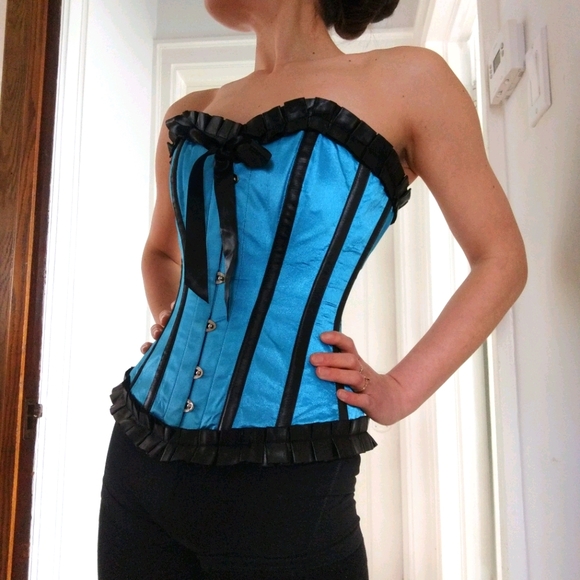 Classic Burlesque Steel Boned Corset - Picture 1 of 5
